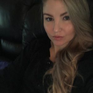 Meet your Posher, Briana